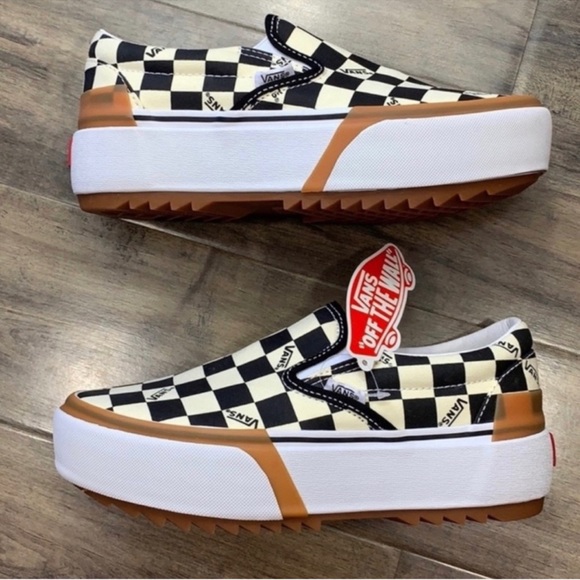 ISO!!!! Vans platform checkered - Picture 2 of 2